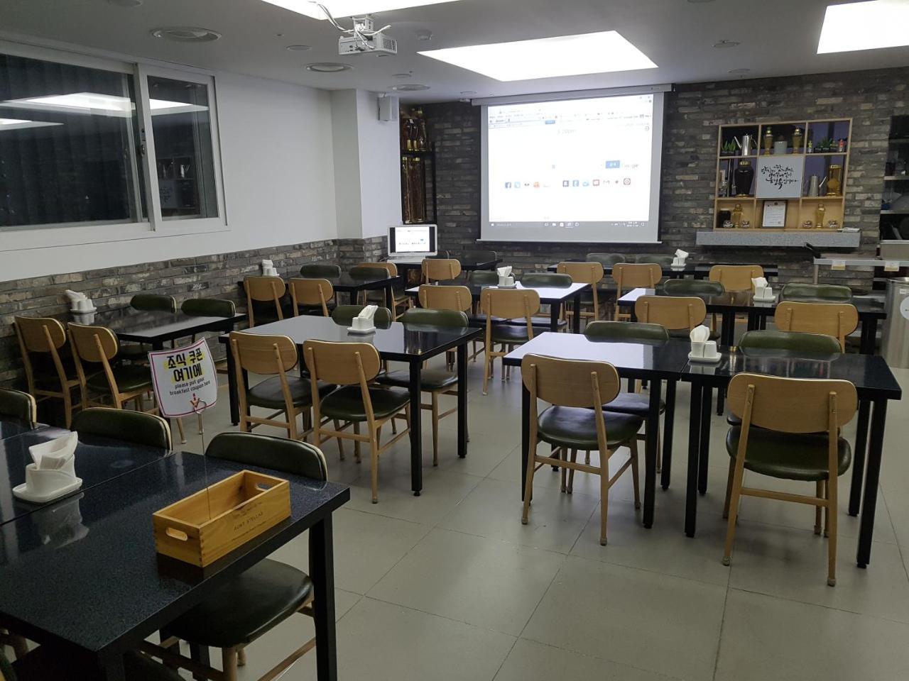 Venture Hotel Gwangju Metropolitan City Екстер'єр фото