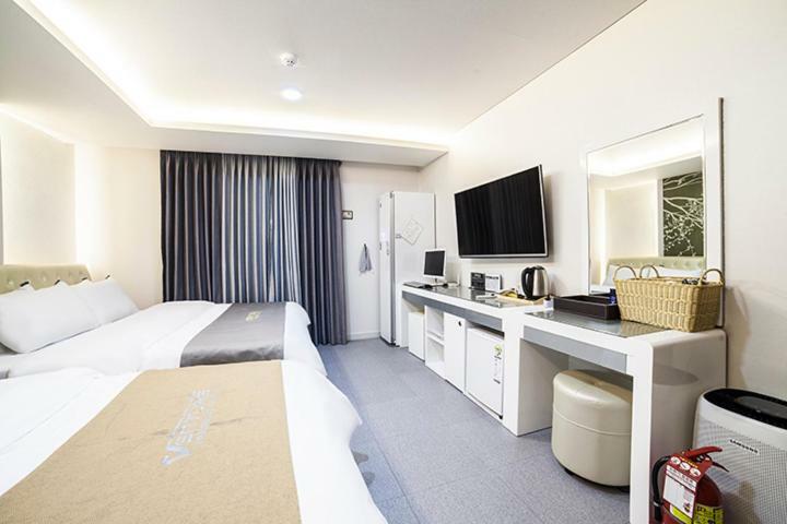 Venture Hotel Gwangju Metropolitan City Екстер'єр фото